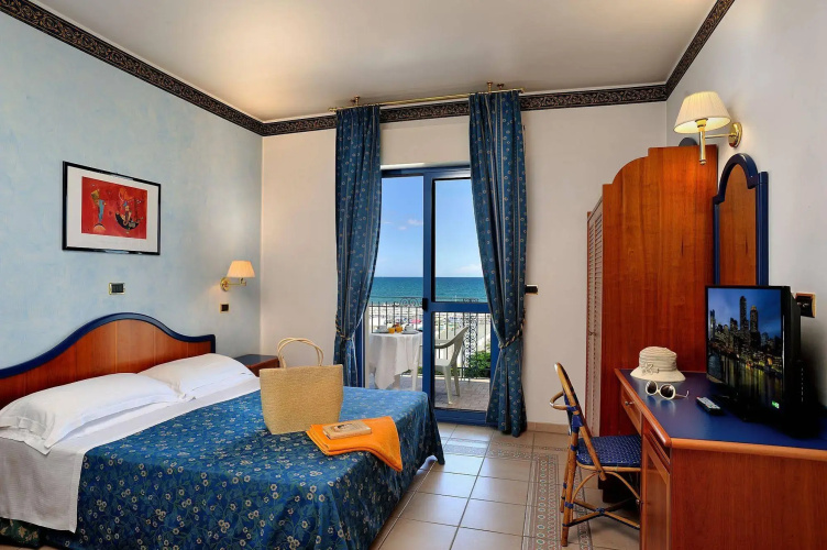 Hotel Ascot