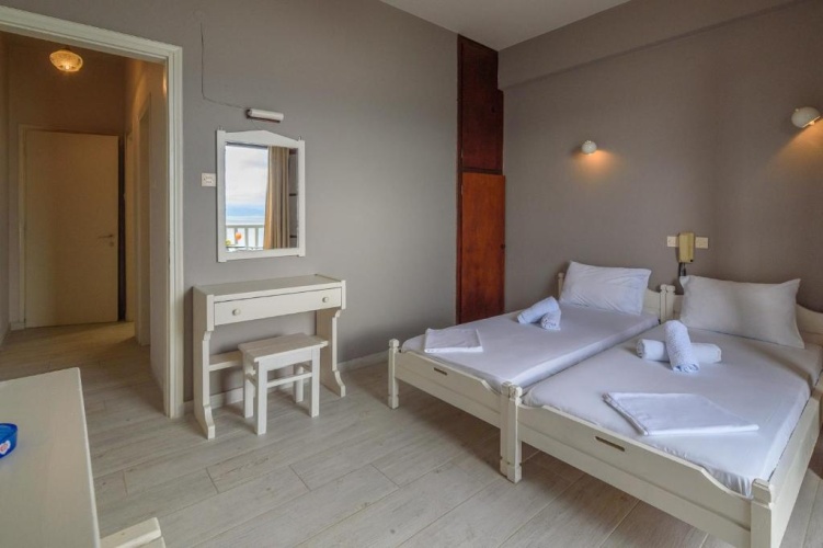 Apartment with sea view