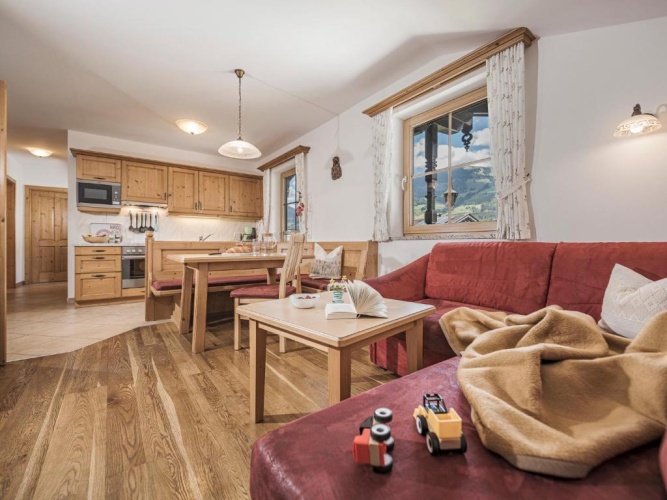 2 Bedrooms Apartment