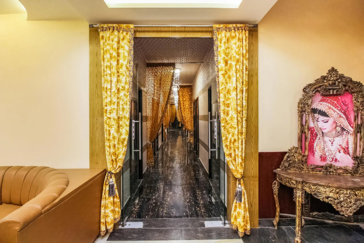 Capital O 44932 Hotel Basera