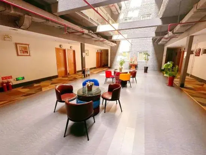 Rui Baiyin Hotel