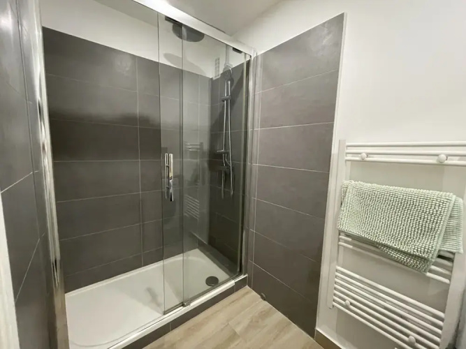 Apartment in Le Mans Near Train Station