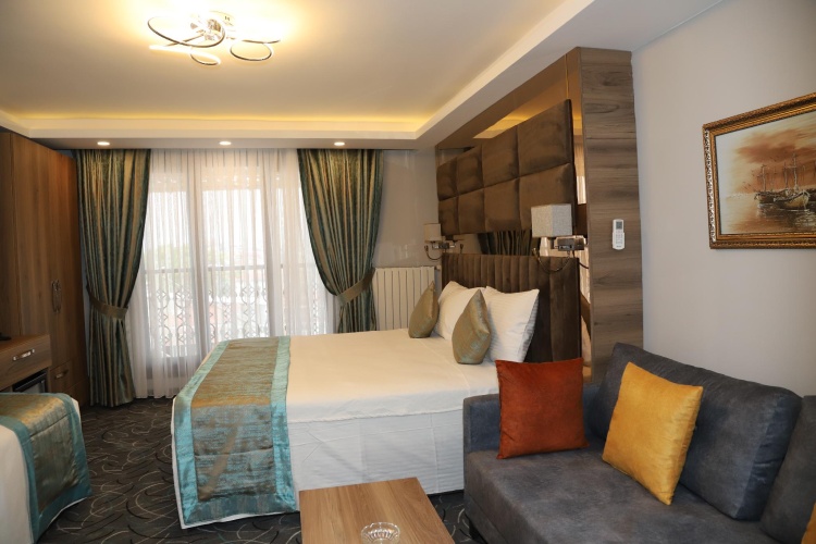 Deluxe Triple room