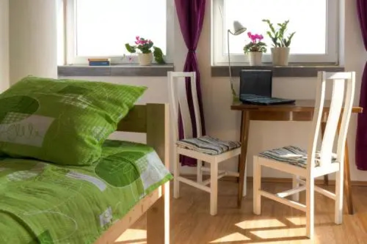 Hostel 54
