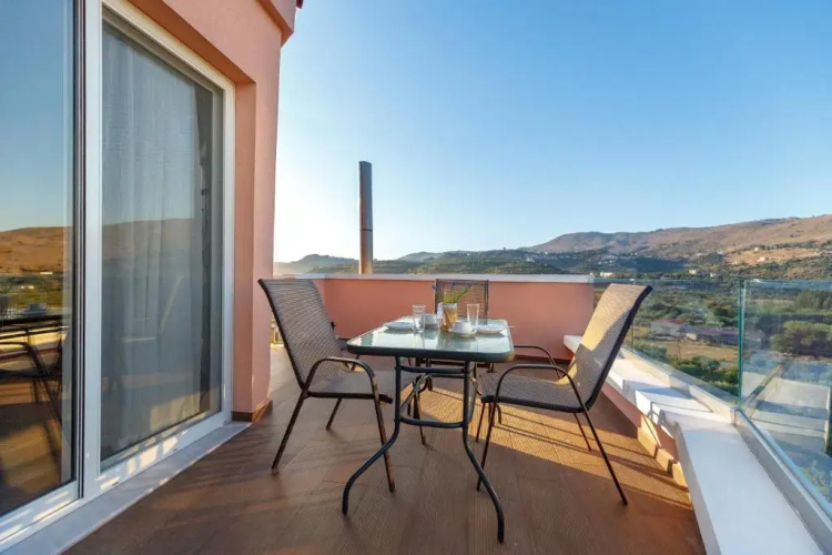Georgioupoli Studios