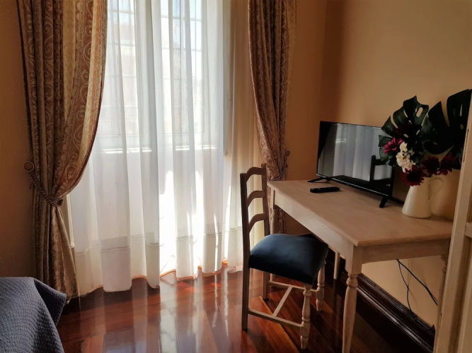 Allons-y Guesthouse