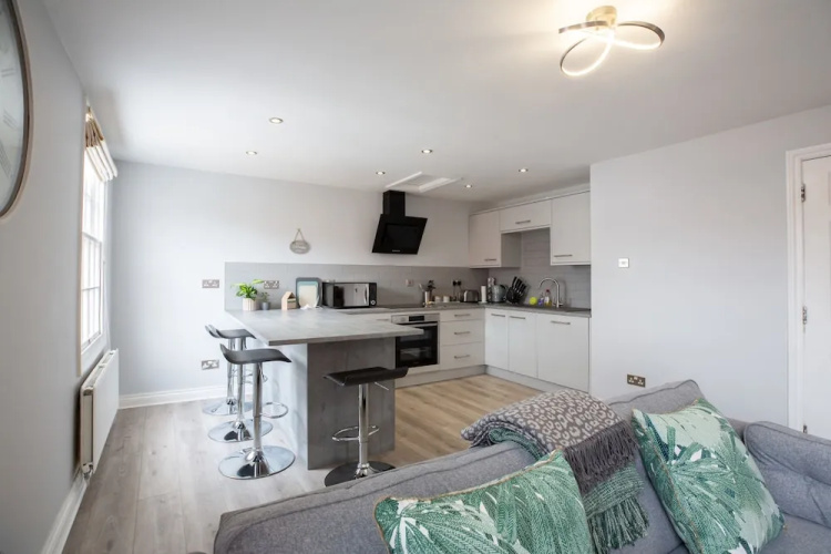 Castle Street Apartment