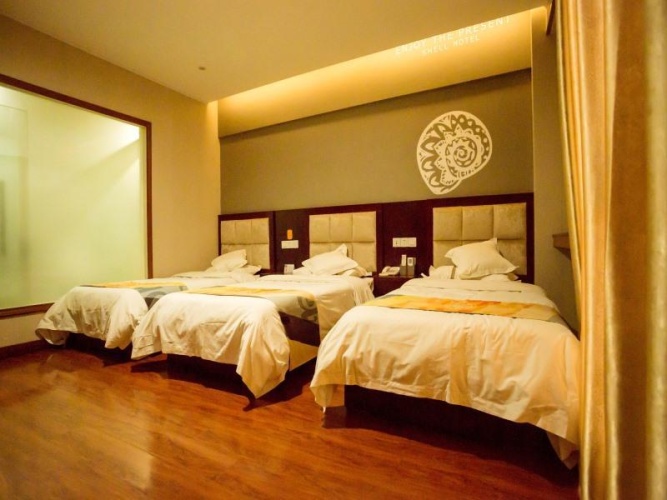Standard Triple room