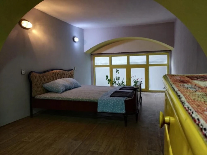 Flora Hostel