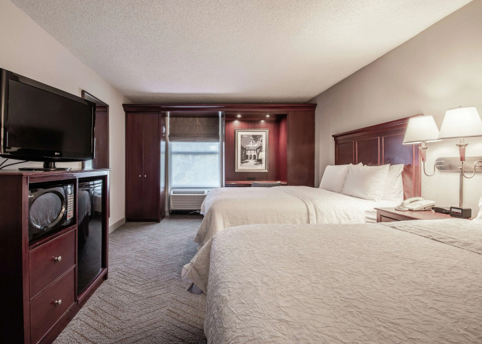 Hampton Inn & Suites Williamsburg-Richmond Rd.
