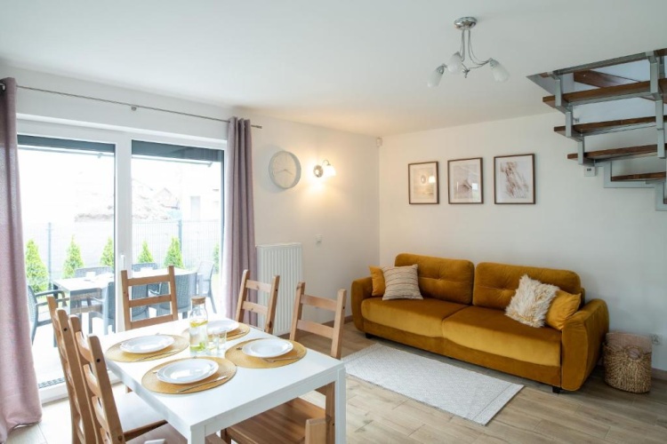 2 Bedrooms Cottage