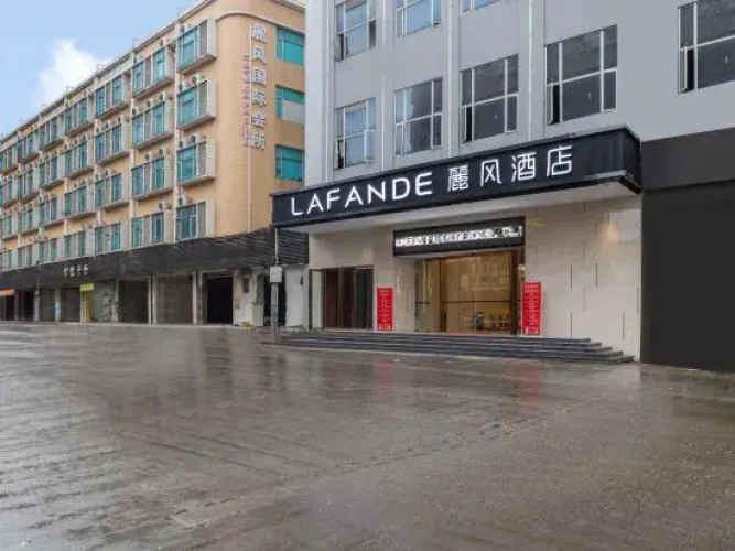 Lifeng Hotel