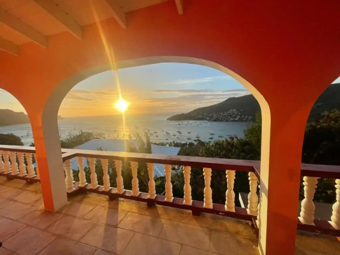2 Bedrooms Villa