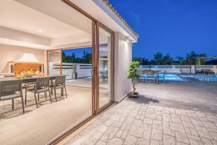 Ostria Luxury Villa