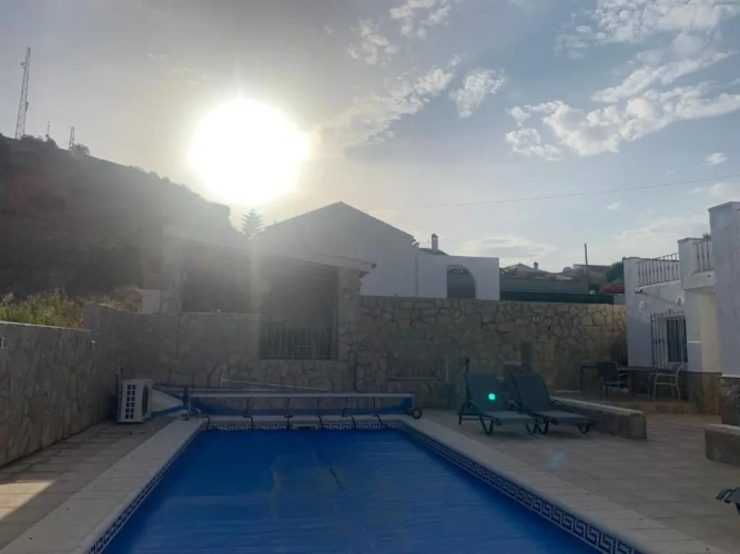 3 Bedrooms Villa