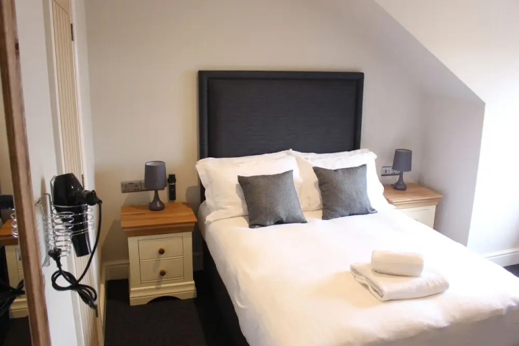 Hillview Serviced Apartments