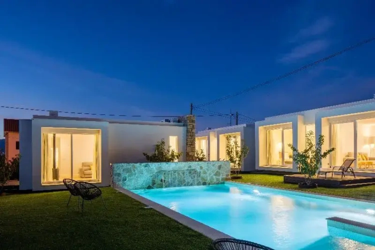Quadruple Villa with balcony