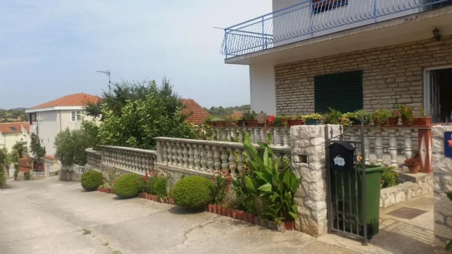Studio with balcony and with sea view