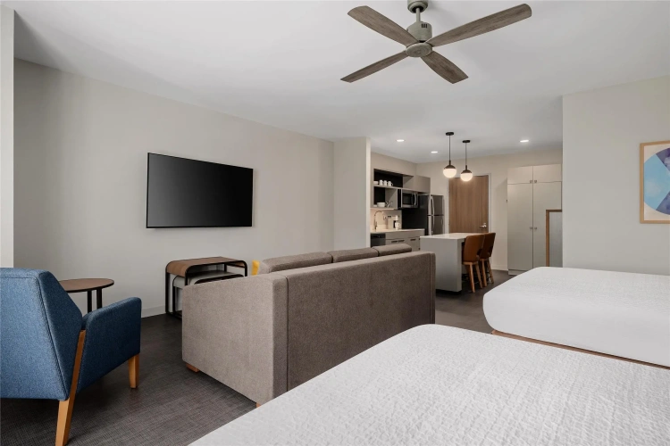 Quadruple Suite