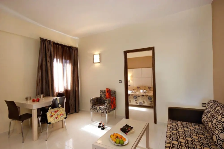 1 Bedroom Apartment with balcony