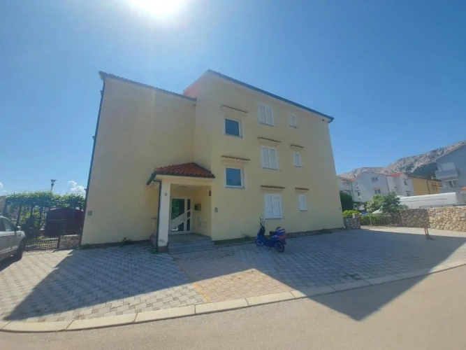 2 Bedrooms Apartment with balcony