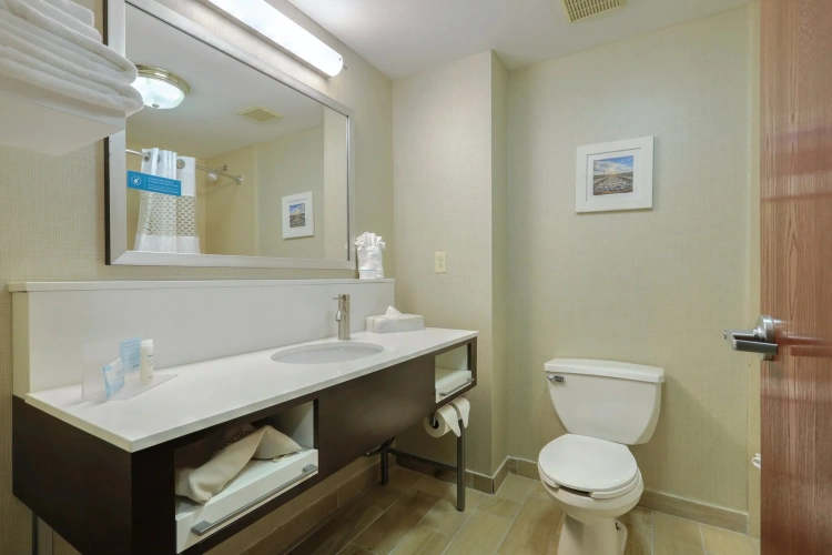 Quadruple Suite