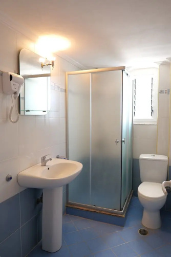 Charming 2-bed Apartment in Sarandë
