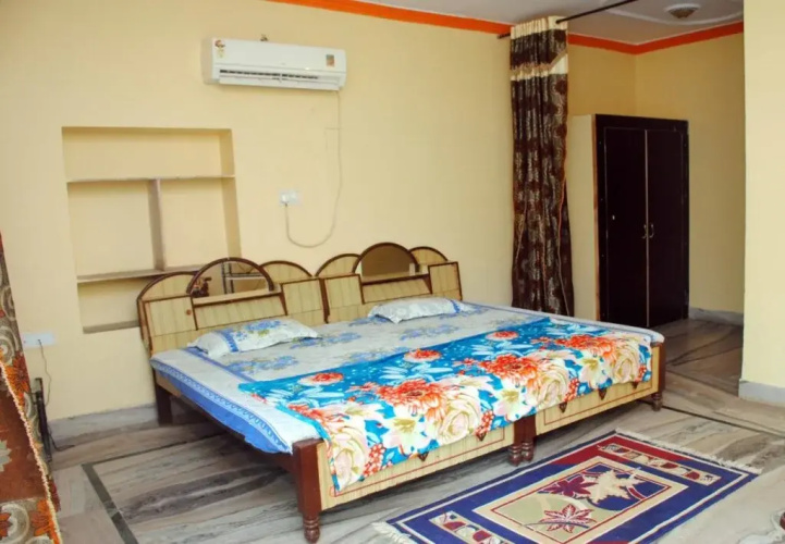 Hotel Hillview