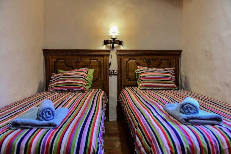 1145 Cortijo la Perla