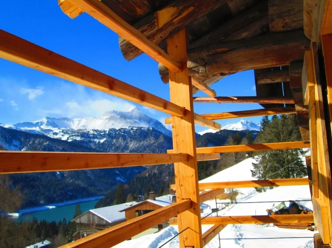 1 Bedroom Apartment with lake view
