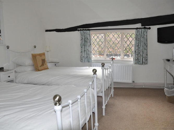 Standard Twin room