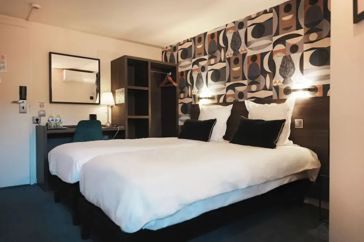 Brit Hotel Confort Orly Morangis
