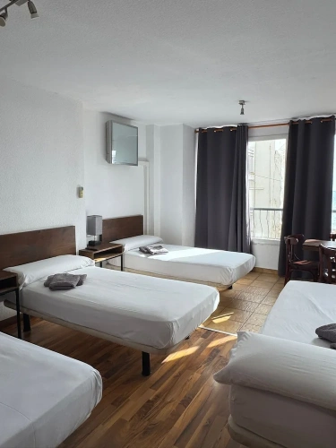 Standard Quadruple room with sea view
