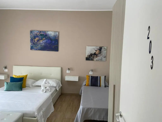 Juna's Guest House