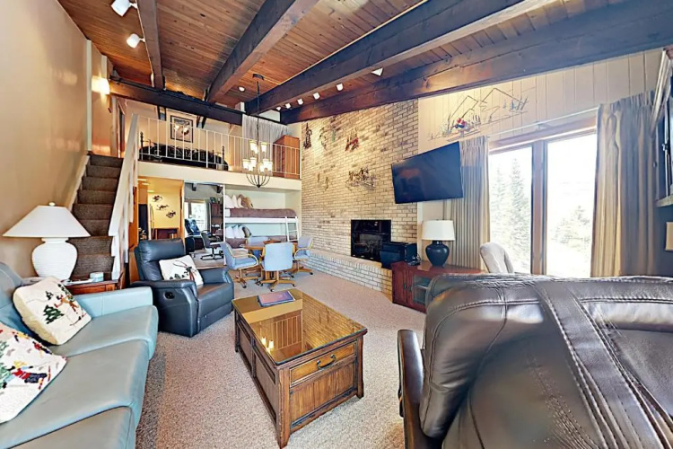 Timberline Condominium Studio Standard Loft Unit 301