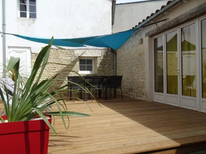 3 Bedrooms Cottage