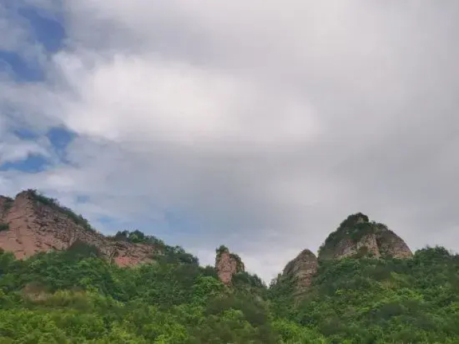 Xinchang Xinya Homestay