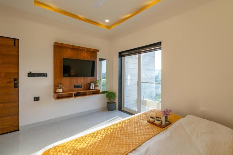 Deluxe Double room with balcony