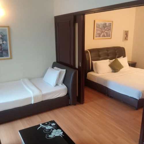 Deluxe Suite