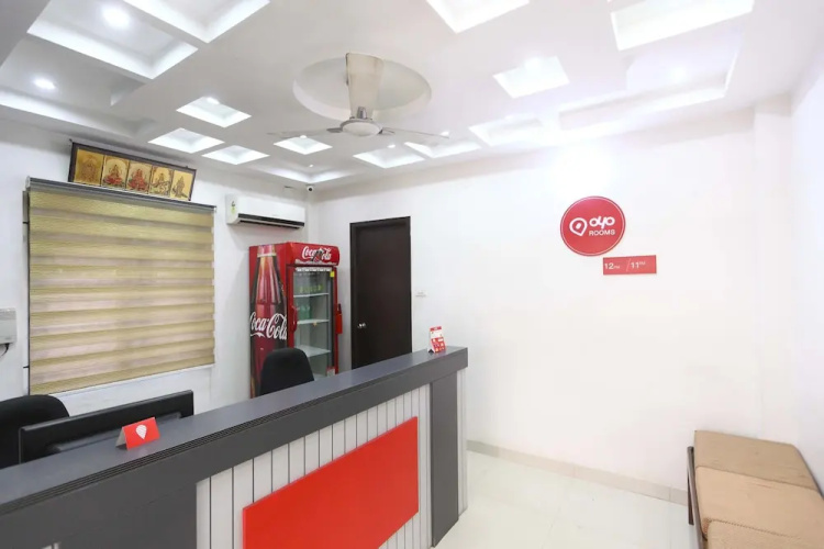 OYO 9258 RD Towers