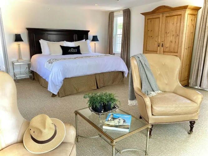 Classic room