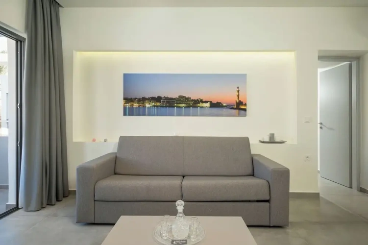 2 Bedrooms Suite with balcony