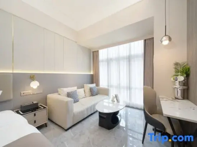 Deluxe Double Attic room