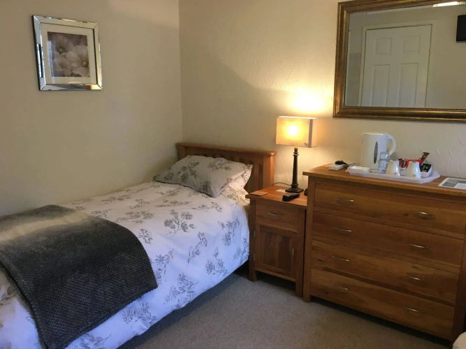 Bridge Farm Hotel