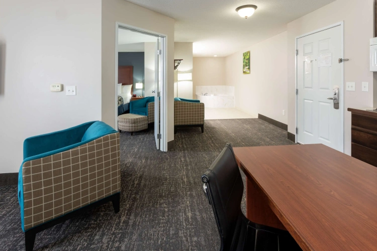 1 Bedroom Suite