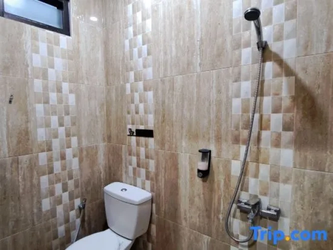 2 Bedrooms Bungalow