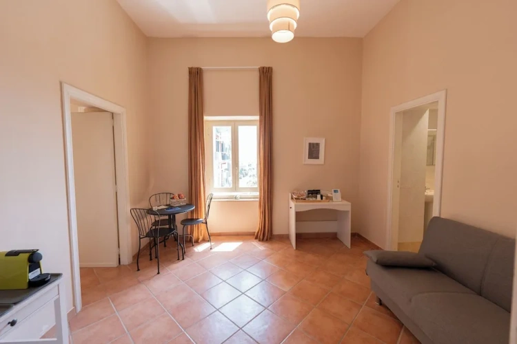 Comfort room