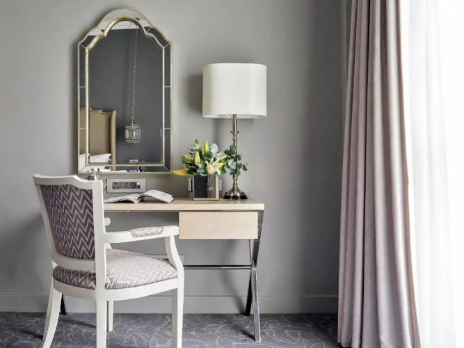 Queen Victoria Hotel by Newmark