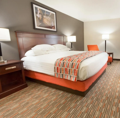 2 Bedrooms Double Suite
