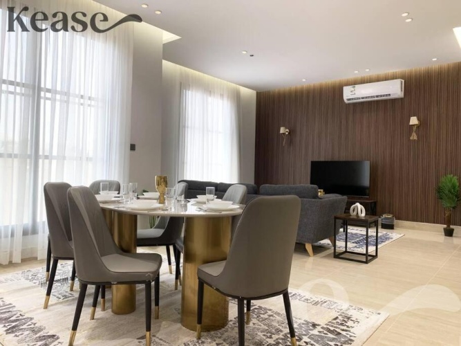 3 Bedrooms Apartment